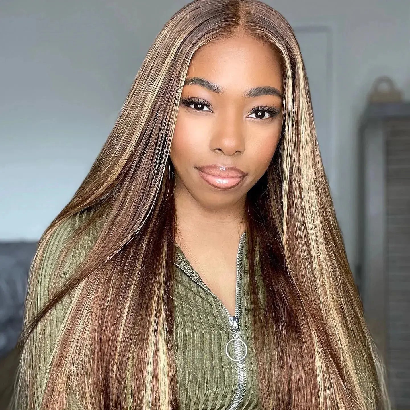 Lace Front Cabelo Humano Luzes Tela HD Olivia - 65cm